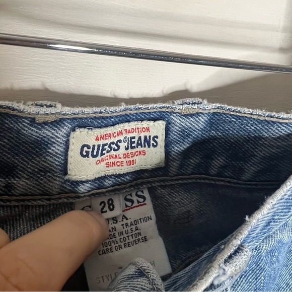 Vintage Guess Medium Wash High Rise Jean - Picture 10 of 10